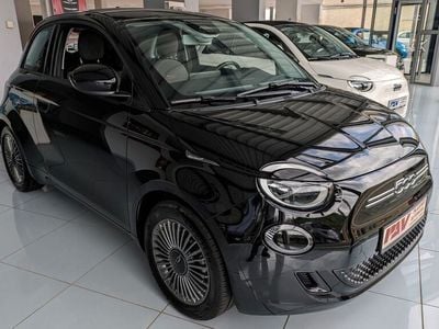 Gebraucht Fiat 500e Icon 86 kW (118 PS) 2022 Schwarz Kleinwagen