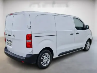 Gebraucht Opel Vivaro-e Combi Edition 100 kW (136 PS) 2021 Weiß Van