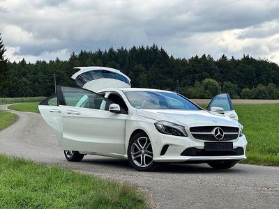 Usata Mercedes A180 122 CV (89 kW) 2016 Bianco Berlina