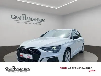 Gebraucht Audi A3 S-Line 150 PS (110 kW) 2023 Gletscherweiß metallic Limousine
