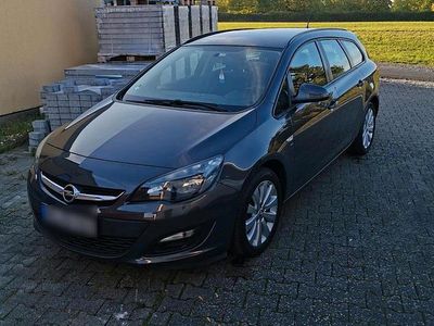 Gebraucht Opel Astra 120 PS (88 kW) 2014 Kombi