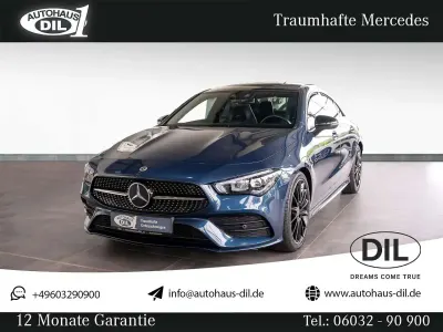 Gebraucht Mercedes CLA200 AMG line 163 PS (119 kW) 2022 Denimblau Coupé