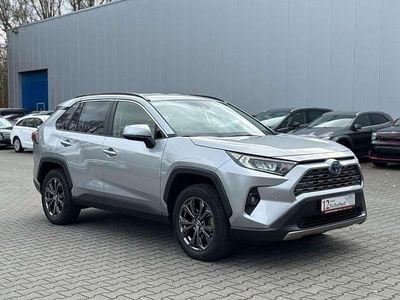 Gebraucht Toyota RAV4 Hybrid 178 PS (130 kW) 2024 Silber SUV