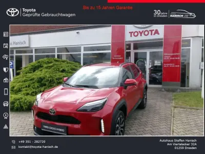 Neu Toyota Yaris Cross 131 PS (96 kW) 2026 Karminarot metallic SUV