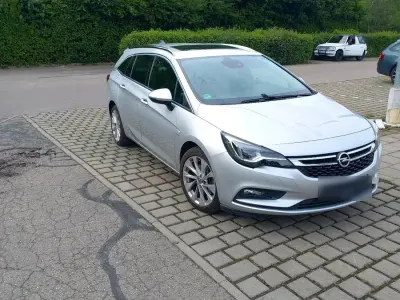 Gebraucht Opel Astra Innovation 136 PS (100 kW) 2016 Grau Kombi