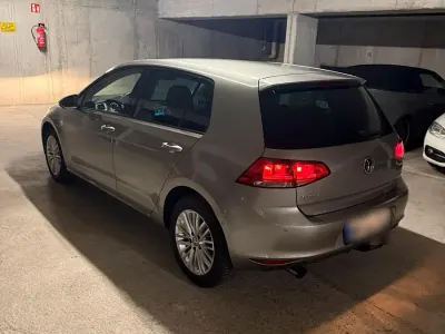 Gebraucht VW Golf VII Edition 105 PS (77 kW) 2013 Silber Kleinwagen