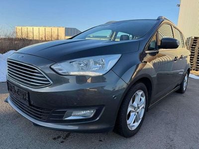 Grau Gebraucht 2018 Ford Grand C-Max Titanium Van / Kleinbus | 7.800 € (Guter Preis)