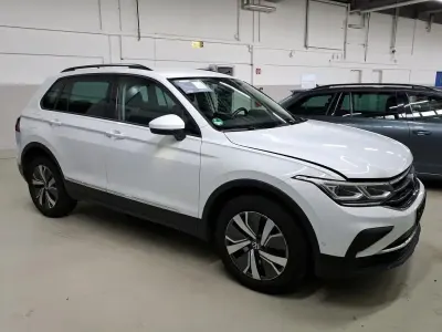 Gebraucht VW Tiguan Life 245 PS (180 kW) 2022 Weiß SUV
