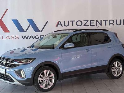 Gebraucht VW T-Cross Life 116 PS (85 kW) 2025 Clear blue metallic SUV