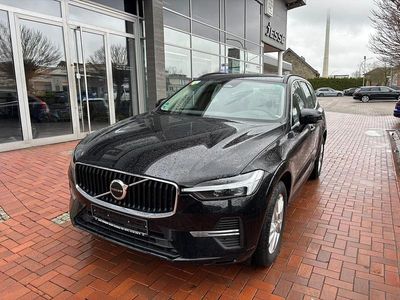 Schwarz metallic Gebraucht 2022 Volvo XC60 Core SUV | 31.460 € (Superpreis)