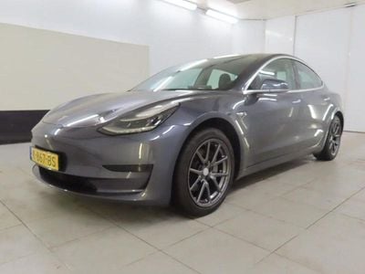 Grau Gebraucht 2020 Tesla Model 3 Standard Range Limousine | 19.900 € (Guter Preis)
