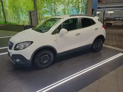 Używany Opel Mokka Selection 116 KM (85 kW) 2014 Biały SUV