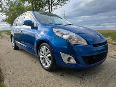 Second-hand Renault Grand Scénic III 140 CP (102 kW) 2010 Albastru Monovolum