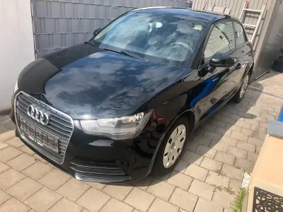 Gebraucht Audi A1 87 PS (63 kW) 2010 Schwarz Kleinwagen