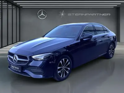 Gebraucht Mercedes C200 Avantgarde 204 PS (150 kW) 2022 Cavansitblau metallic Limousine