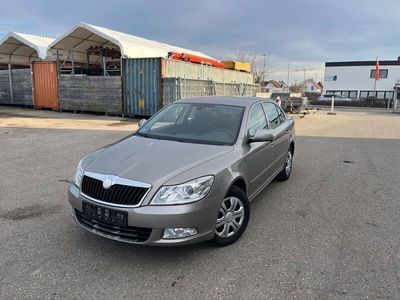 Beige Gebraucht 2009 Skoda Octavia Elegance Kombi | 3.499 € (Guter Preis)