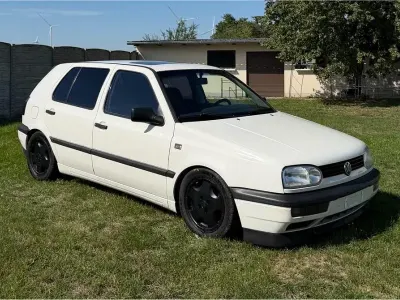 Gebraucht VW Golf III 90 PS (66 kW) 1993 Weiß Kleinwagen