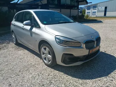 Gebraucht BMW 225 Active Tourer Sport Line 224 PS (164 kW) 2018 Silber Van / Kleinbus