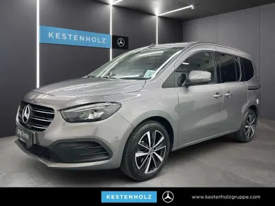 Używany Mercedes T180 Progressive 116 KM (85 kW) 2024 Szary Minivan