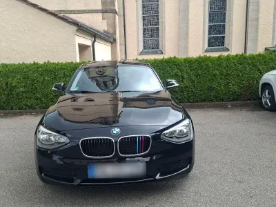Gebraucht BMW 114 102 PS (75 kW) 2012 Schwarz Kleinwagen