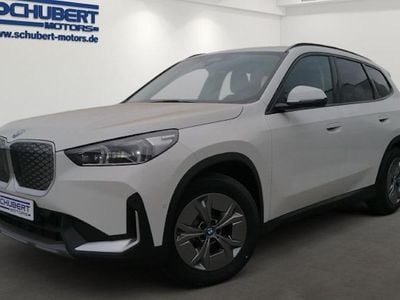 Neu BMW iX1 Comfort Edition 230 kW (313 PS) 2025 Weiß SUV