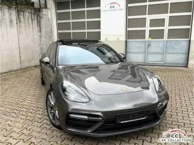 Gebraucht Porsche Panamera Turbo Sport Turismo Sport Turismo 549 PS (403 kW) 2017 Achatgraumetallic n0 (metallic) Kombi