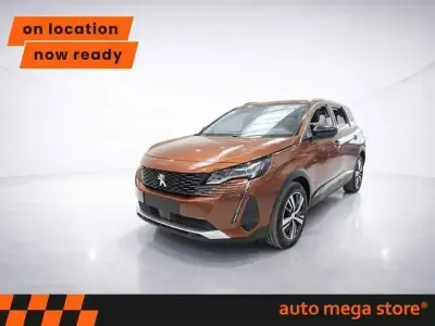 Używany Peugeot 5008 Allure 131 KM (96 kW) 2022 Pomarańczowy SUV