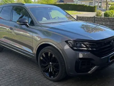 Gebraucht VW Touareg 286 PS (210 kW) 2019 Grau SUV