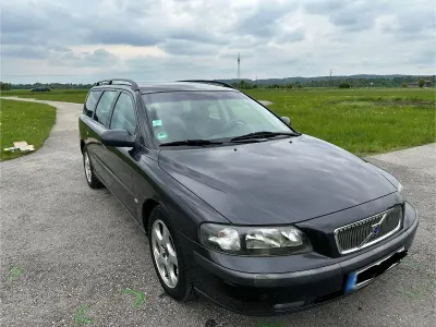 Używany Volvo V70 200 KM (147 kW) 2002 Szary Kombi