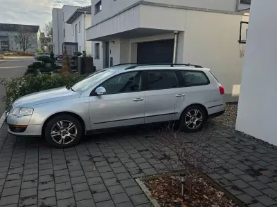 Gebraucht VW Passat Trendline 140 PS (102 kW) 2010 Silber Kombi