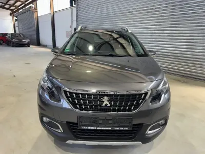 Gebraucht Peugeot 2008 Crossway 110 PS (80 kW) 2018 Grau SUV
