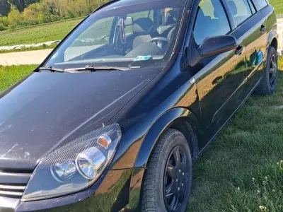 Używany Opel Astra Edition+ 105 KM (77 kW) 2005 Kombi