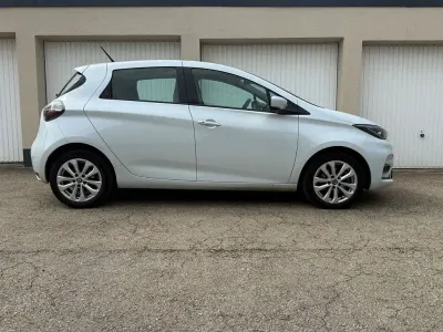 Second-hand Renault Zoe Experience 100 kW (136 CP) 2021 Alb Hatchback