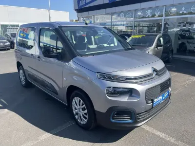 Gebraucht Citroën e-Berlingo Feel 100 kW (136 PS) 2023 Grau Van / Kleinbus