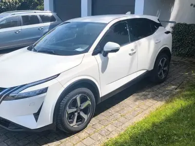 Gebraucht Nissan Qashqai 158 PS (116 kW) 2022 Weiß SUV
