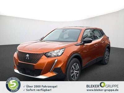 Gebraucht Peugeot e-2008 Active 100 kW (136 PS) 2022 Lackierung orange fusion/typ aussenverkleidung metalliclackierung SUV