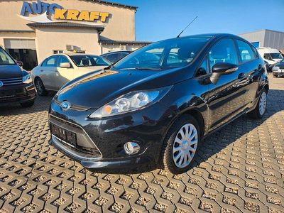 Schwarz Gebraucht 2011 Ford Fiesta Trend Limousine | 4.250 € (Fairer Preis)