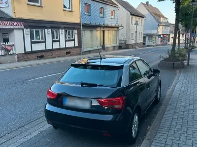 Gebraucht Audi A1 86 PS (63 kW) 2012 Schwarz Kleinwagen