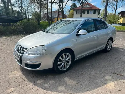 Gebraucht VW Jetta Comfortline 105 PS (77 kW) 2007 Silber Limousine