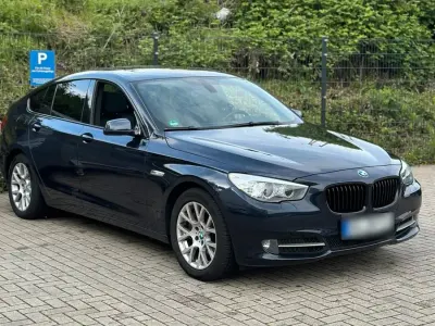 Gebraucht BMW 530 M Sport 245 PS (180 kW) 2011 Blau Limousine