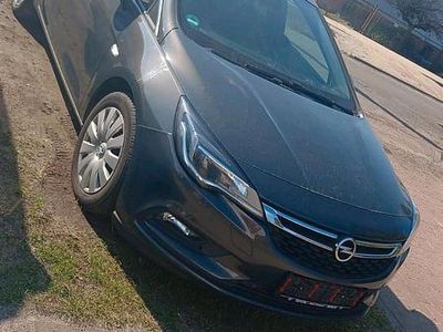 Gebraucht Opel Astra 136 PS (100 kW) 2017 Grau Kombi