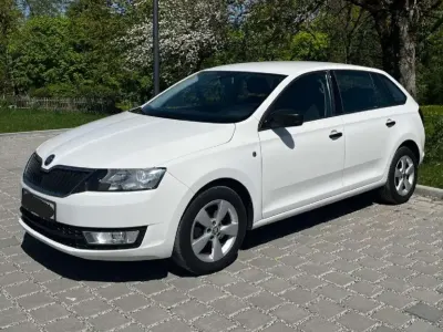 Usado Skoda Rapid Active 86 HP (63 kW) 2014 Branco Citadino