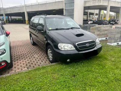 Gebraucht Kia Carnival EX 144 PS (105 kW) 2006 Schwarz Van / Kleinbus