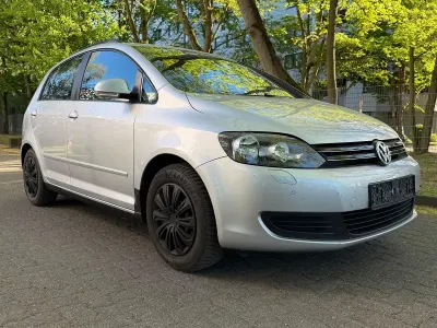 Gebraucht VW Golf VI Comfortline 122 PS (89 kW) 2009 Grau Kleinwagen