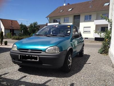 Gebraucht Opel Corsa 45 PS (33 kW) 1993 Grün Kleinwagen