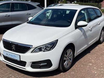 Gebraucht Peugeot 308 SW 131 PS (96 kW) 2019 Weiß Kombi