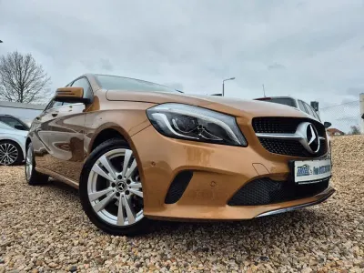 Gebraucht Mercedes A180 122 PS (89 kW) 2017 Beige Limousine