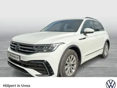 Gebraucht VW Tiguan R-line 150 PS (110 kW) 2023 Weiß SUV