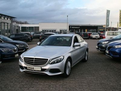 Gebraucht Mercedes C180 156 PS (114 kW) 2015 Silber iridiumsilber metallic Limousine