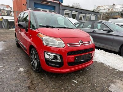 Rot Gebraucht 2017 Citroën C3 Picasso Exclusive Van / Kleinbus | 6.980 € (Fairer Preis)